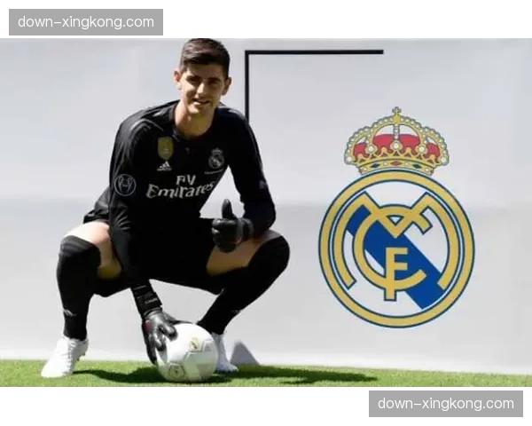 皇马库尔图瓦过度疲劳被换下 门将位置健康状况引担忧 皇马库尔图瓦过度疲劳被换下 门将位置健康状况引担忧